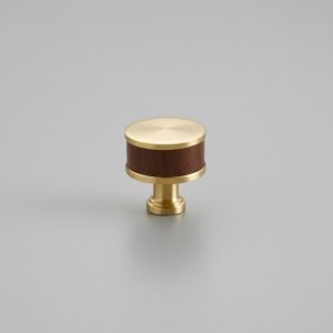 Crest Cabinet Knob